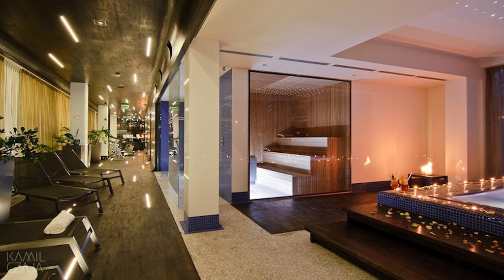 Platinum Palace Boutique Hotel Breslávia Exterior foto The spa at The Dorchester